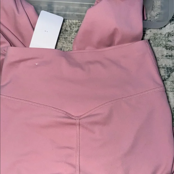 🎀Pink vs high rise relay legging - Picture 3 of 7